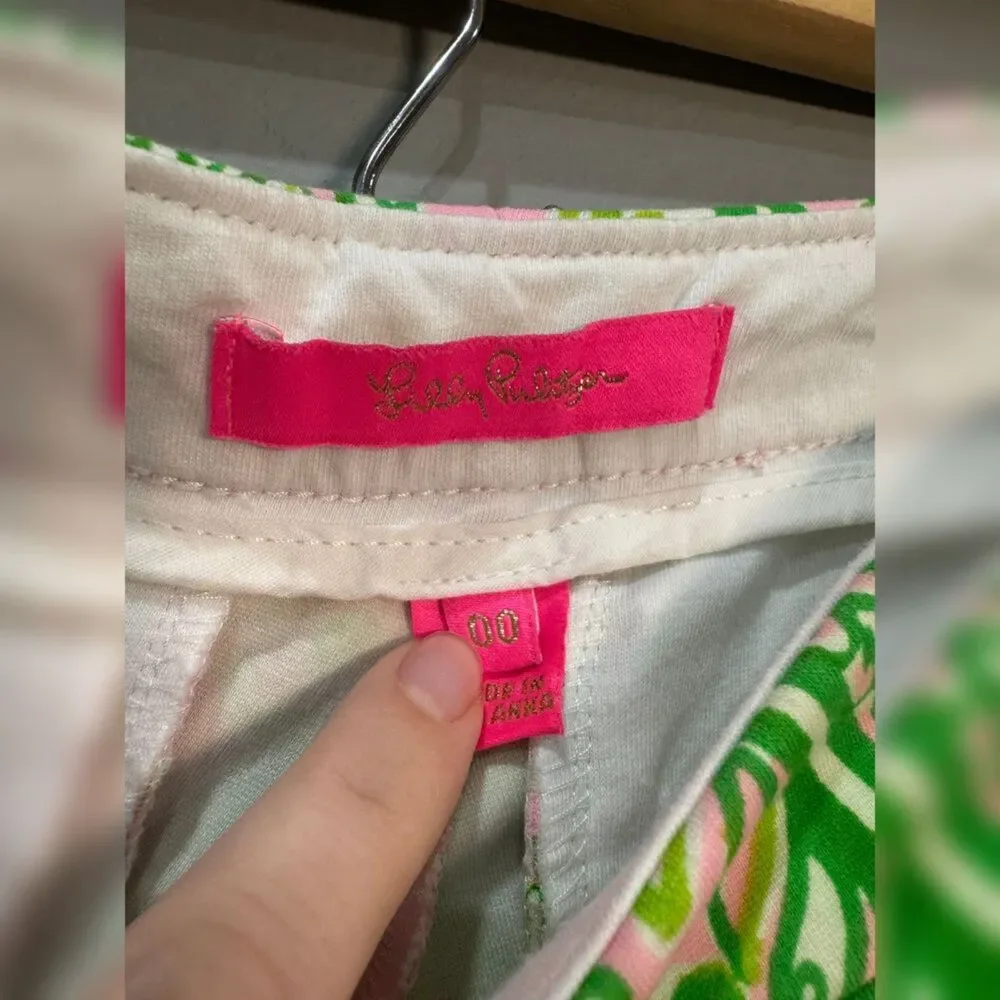Pink/Green Lilly Pulitzer Scalloped Hem Shorts Size 00 Like New - Picture 5 of 5